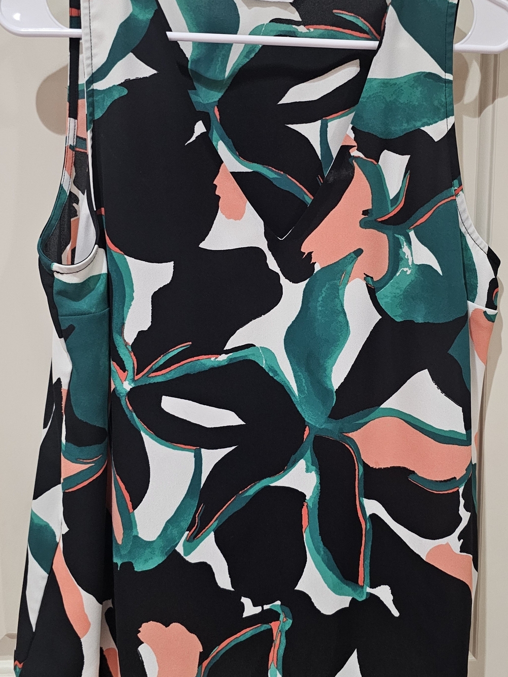 Nine West Top in Black, Teal & Coral Women Size Large